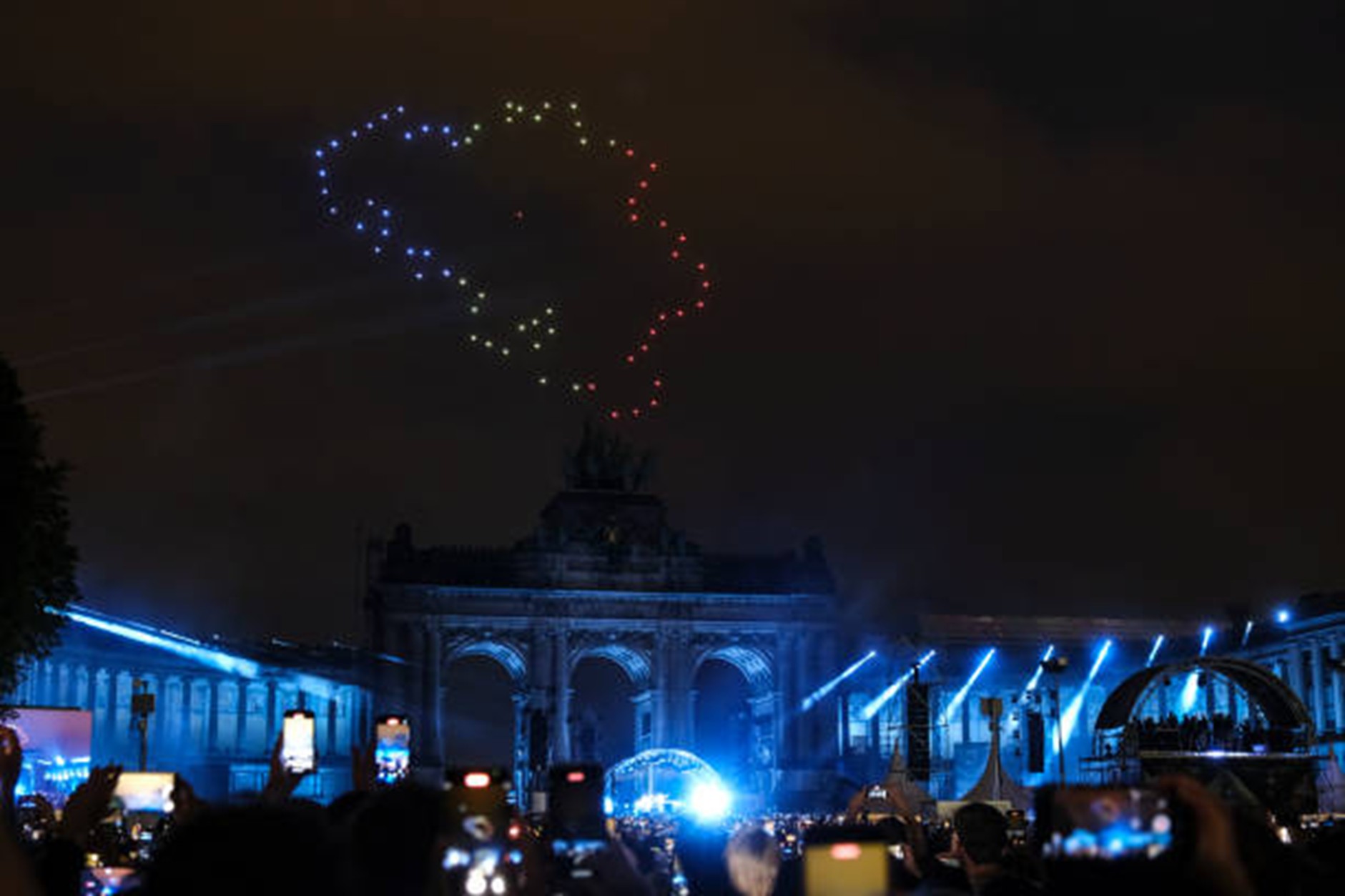 Drone Light Shows 101: How They Work and Why They Impress